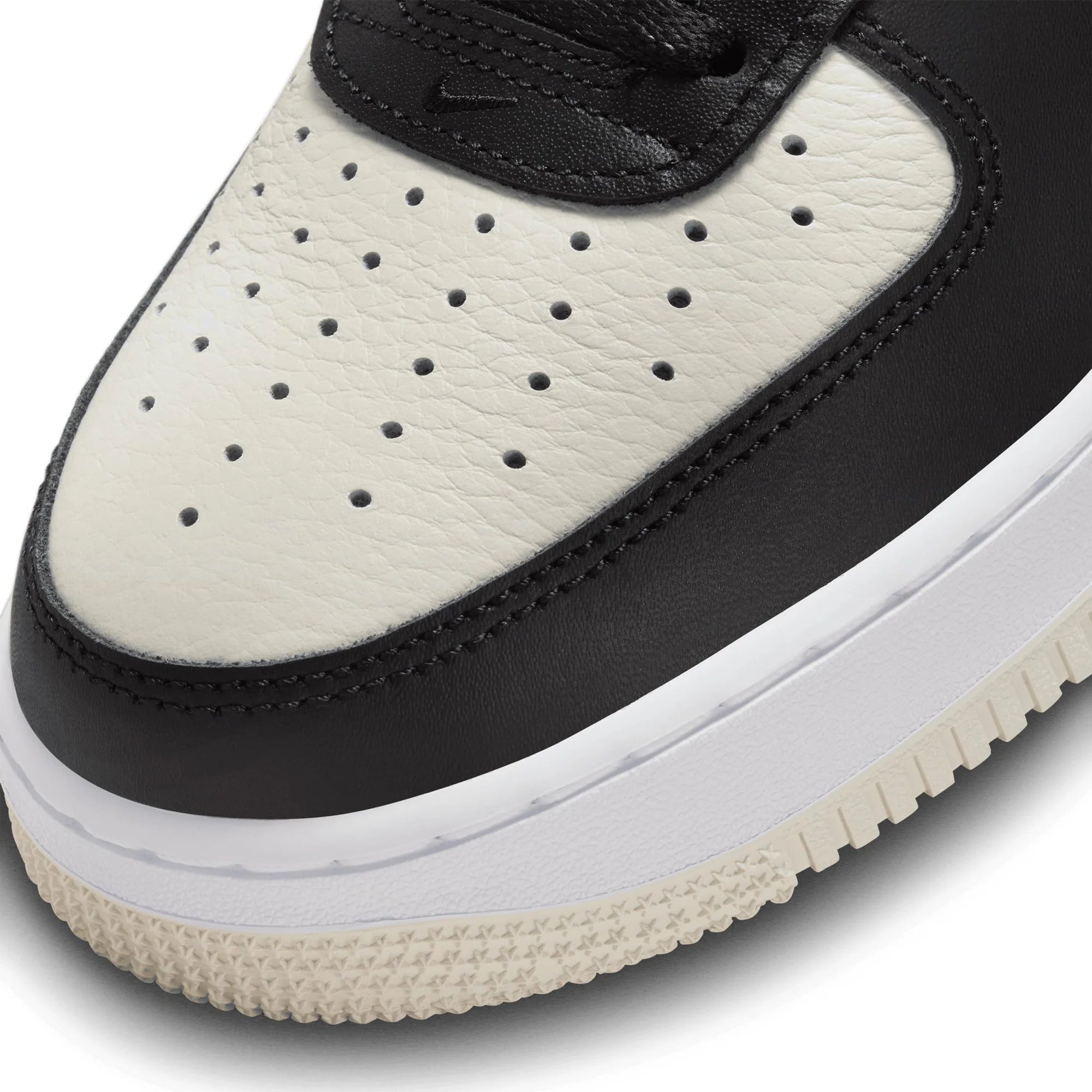 Air Force 1 Low 07 LV8 Lifestyle Shoes