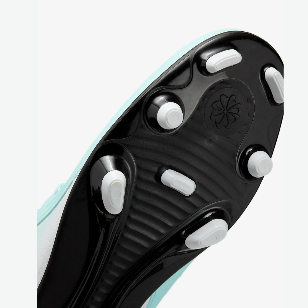 Phantom Luna 2 Club MG High-Top Soccer Shoes