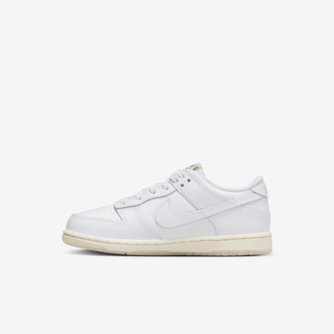 Dunk Low SE Lifestyle Shoes