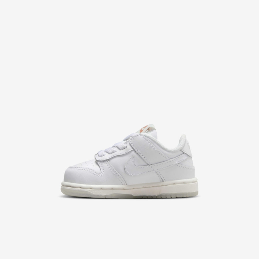 Dunk Low SE Lifestyle Shoes