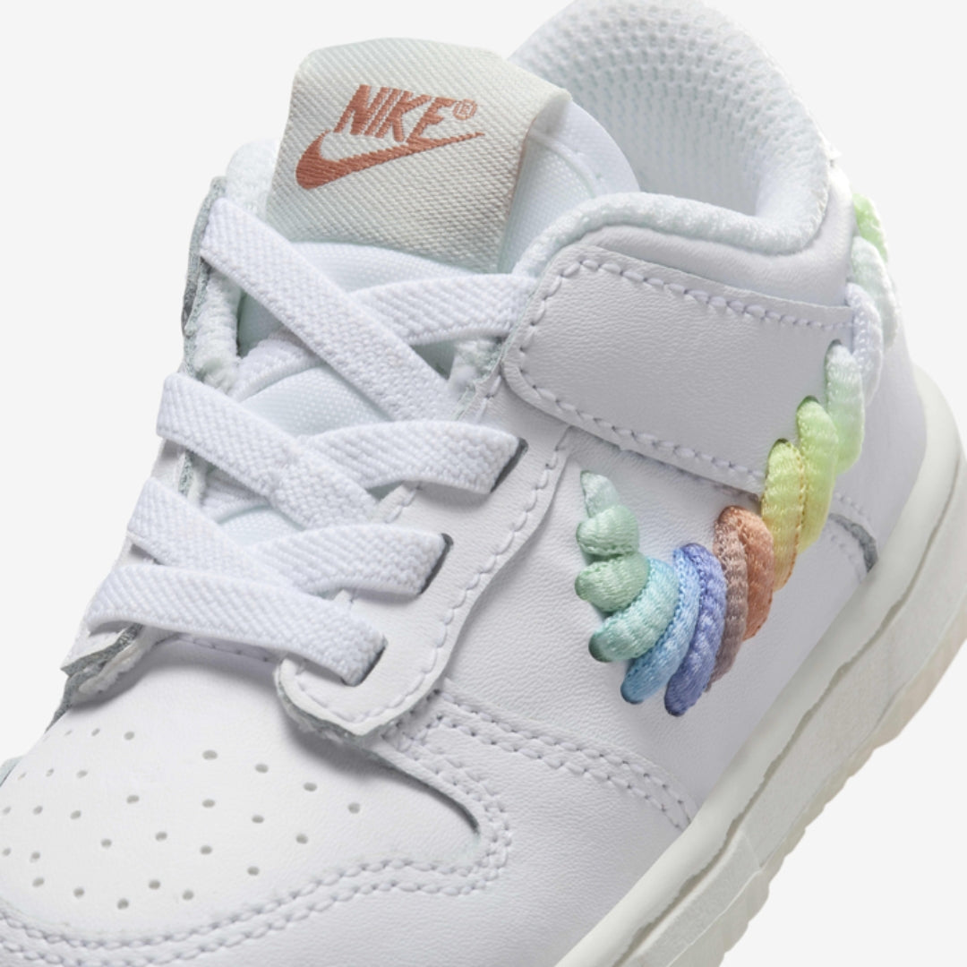 Dunk Low SE Lifestyle Shoes