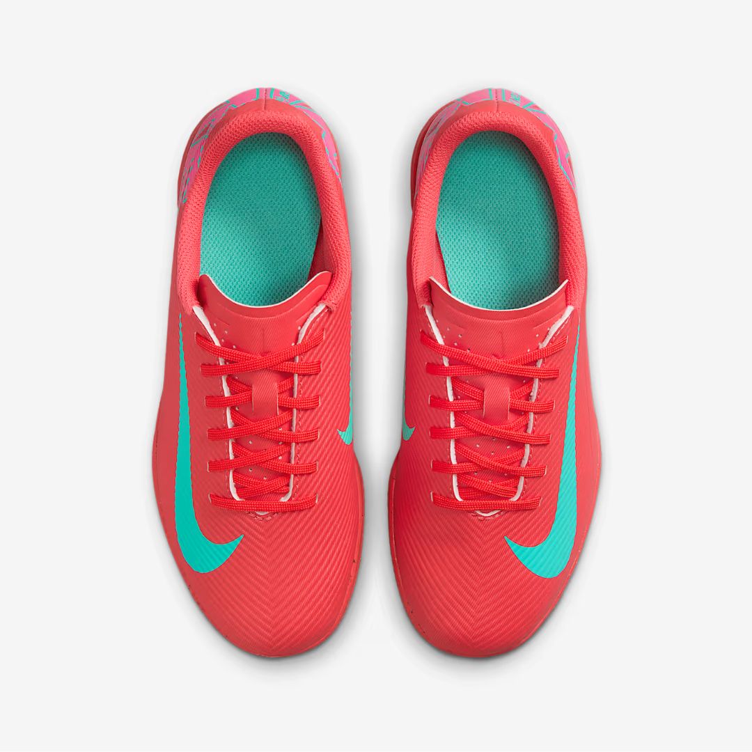 Jr. Mercurial Vapor 16 Club Soccer Shoes