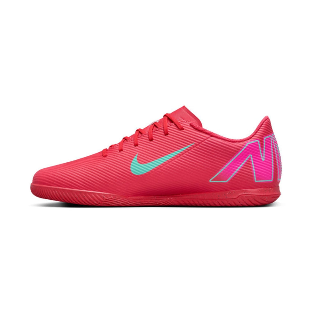 Mercurial Vapor 16 Club Low-Top Soccer Shoes