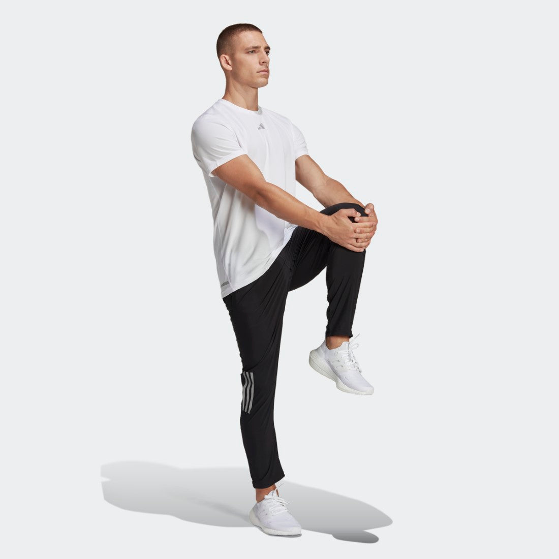 Own the Run Woven Astro Joggers