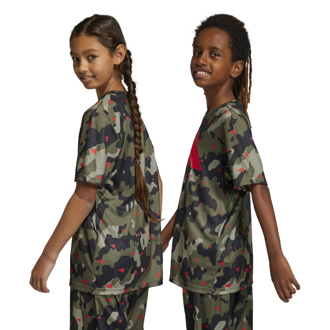 تيشيرت مطبوع سليم فت إيروريدي سيزونال ترين إسينشالز