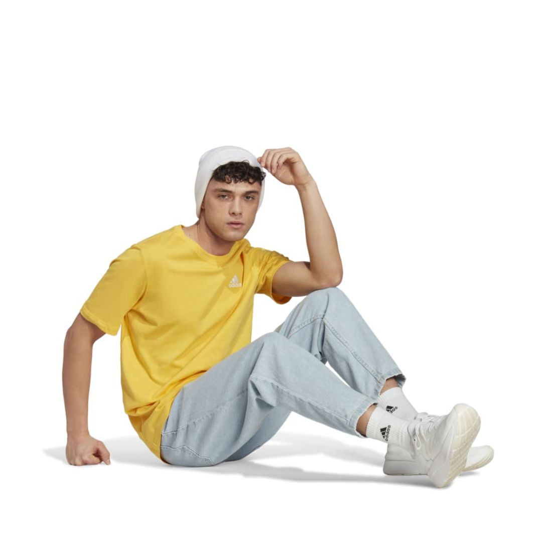 تيشيرت إسينشالز