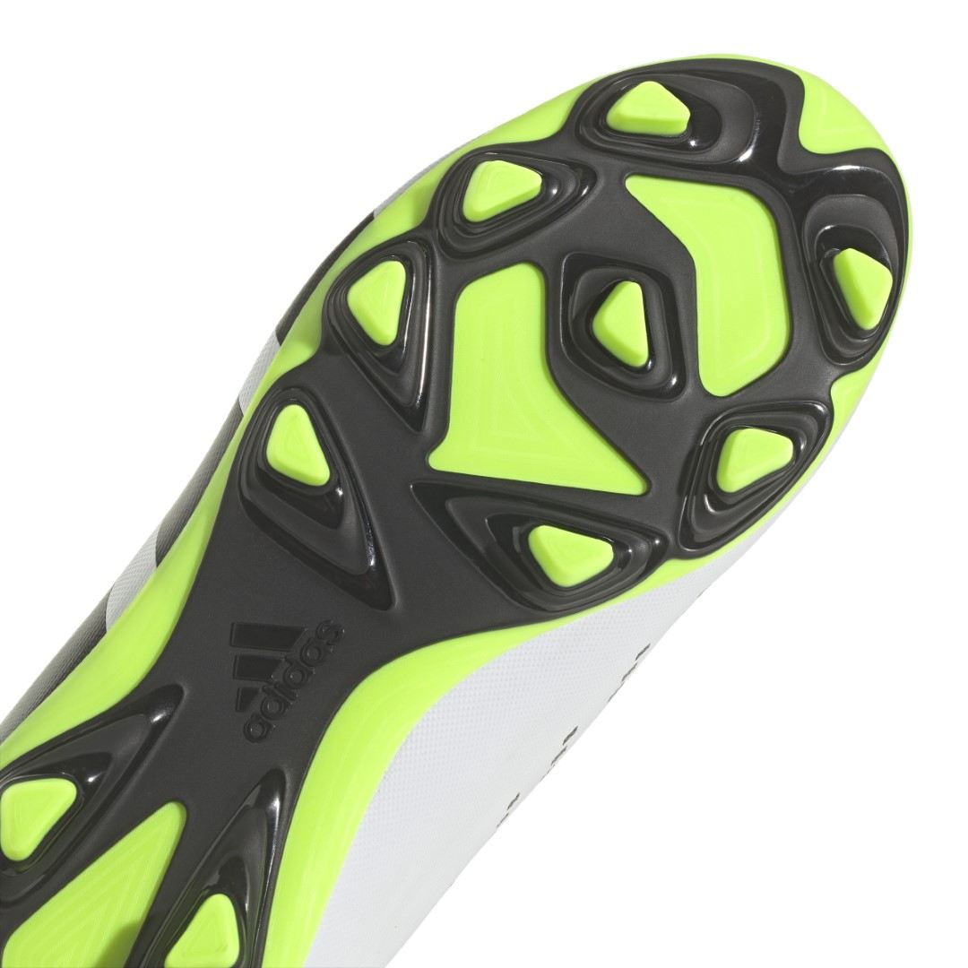 Predator Accuracy.4 Flexible Ground Shoes