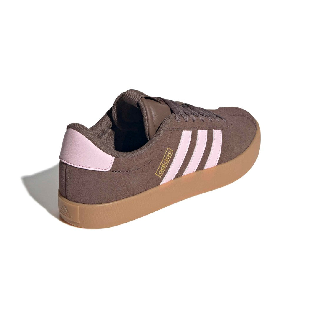 حذاء في ال كورت 3.0