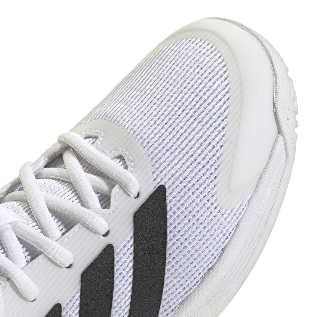 Ubersonic Tennis Shoes