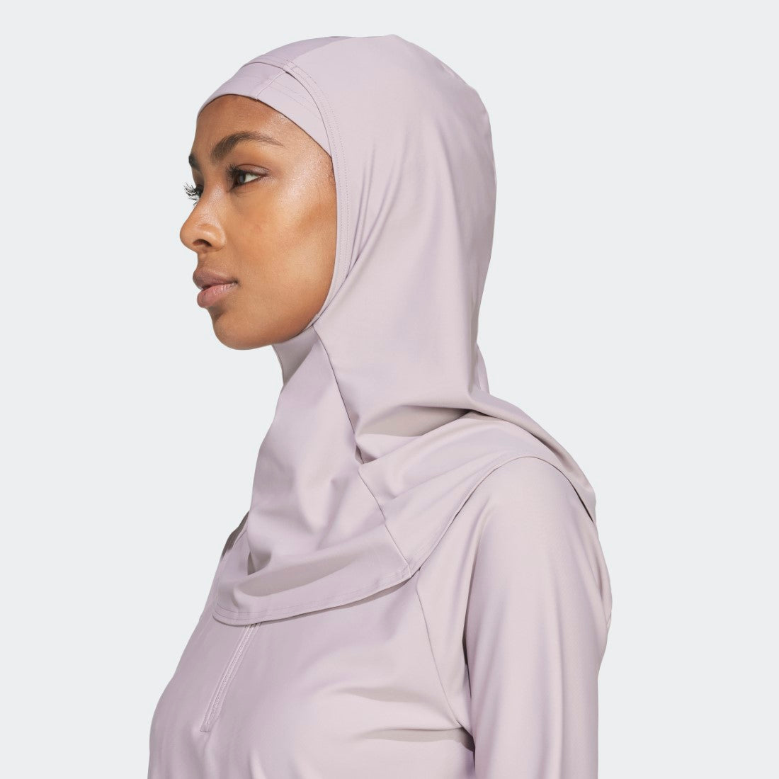 حجاب سباحة بثلاث خطوط
