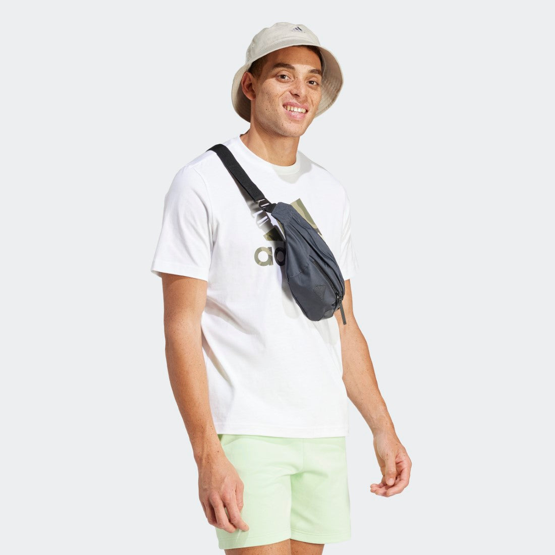 Camo Badge of Sport Graphic T-Shirt