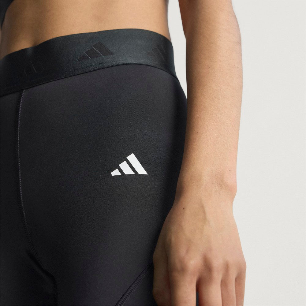 ليجنز هايبرغلام بطول كامل