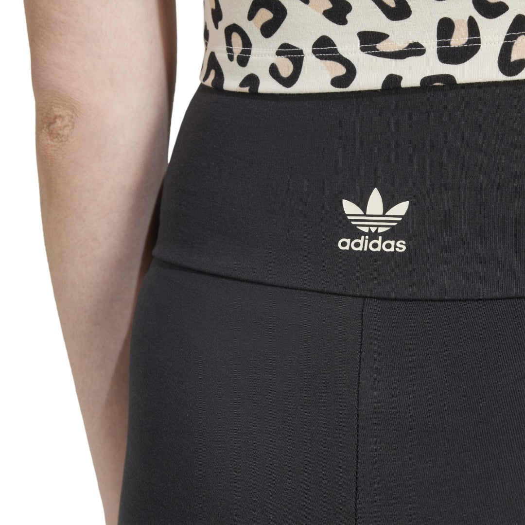 بنطال ضيق بطبعة جلد النمر