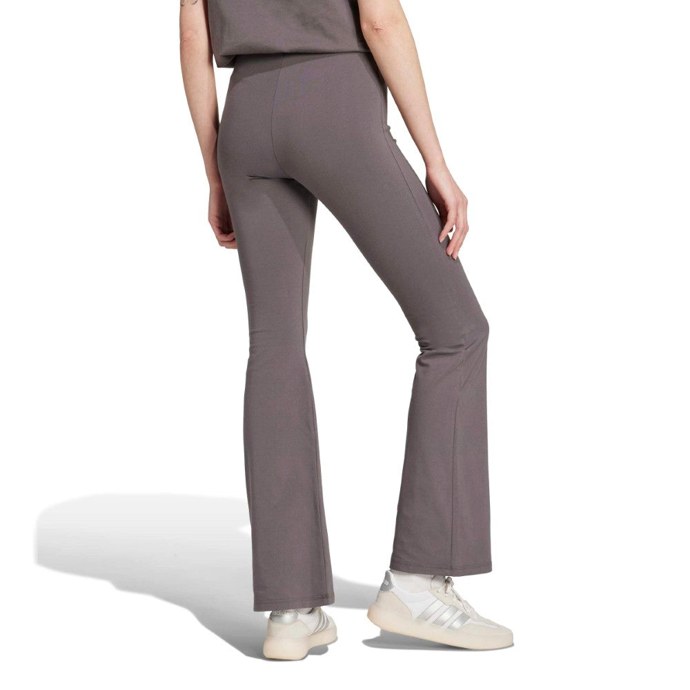 ليجن فلير بشعار صغير إسنشيالز