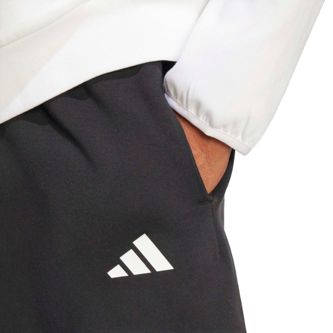 Future Icons Small Logo Shorts