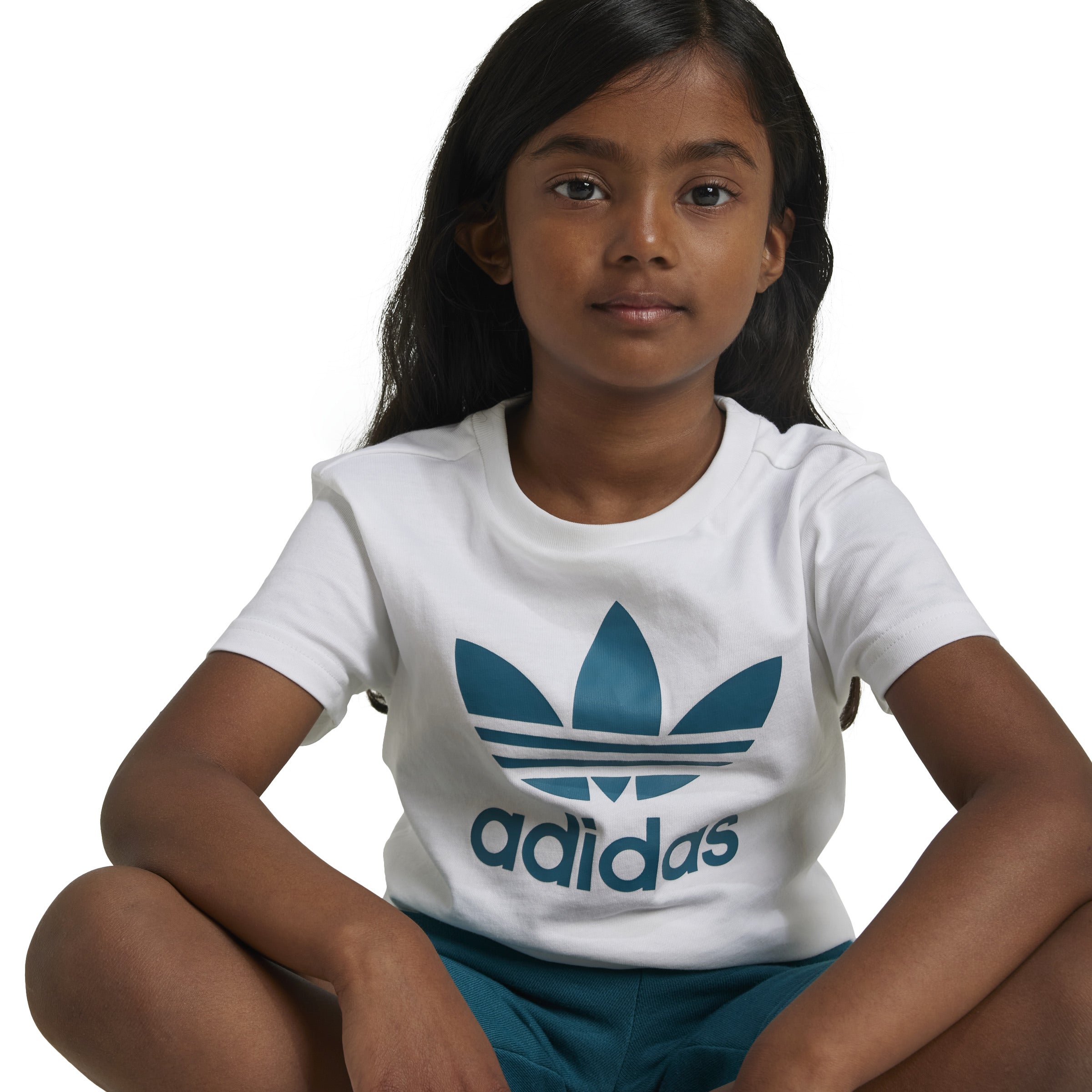 مجموعة شورت وقميص Adicolor Matchig