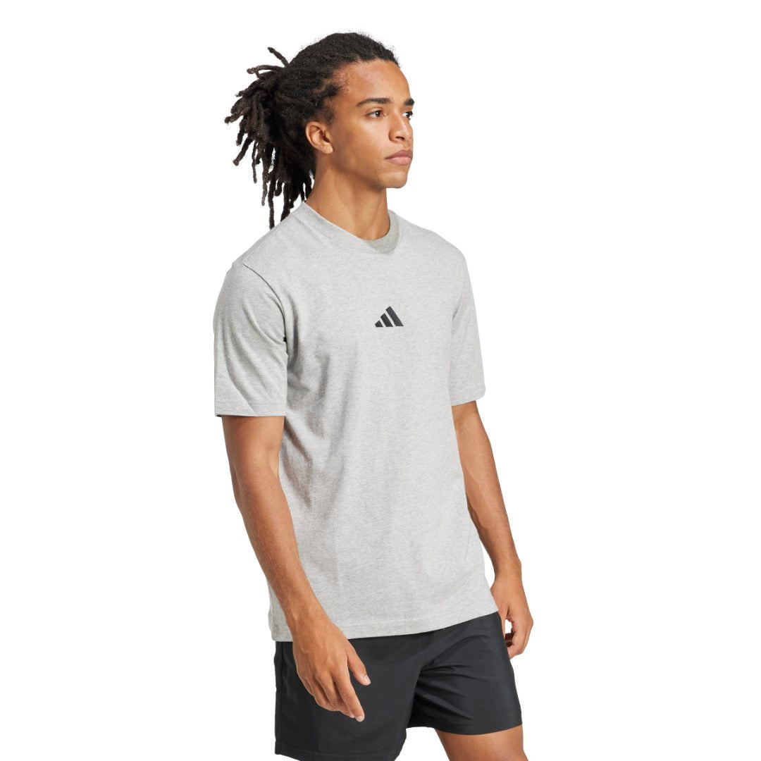 Essentials Small Logo Single Jersey T-Shirt