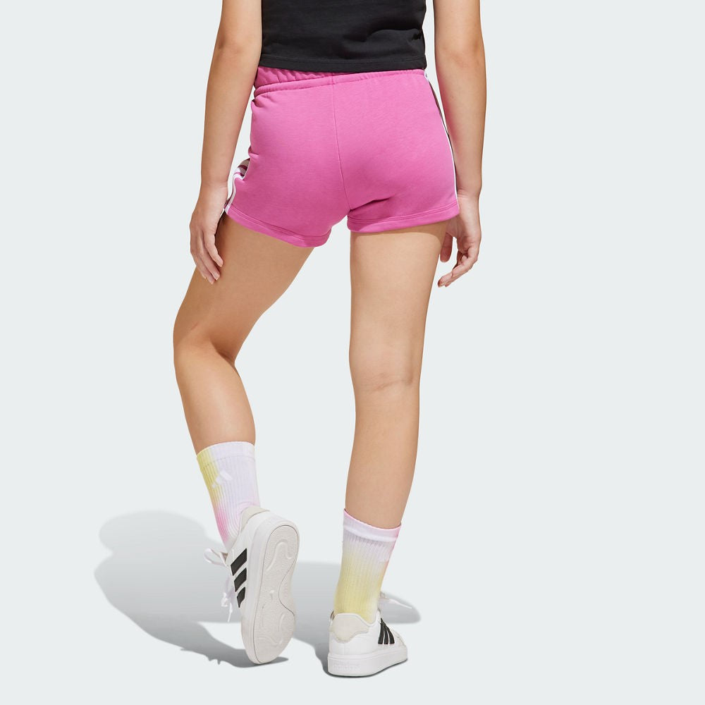 شورت اسينشالز