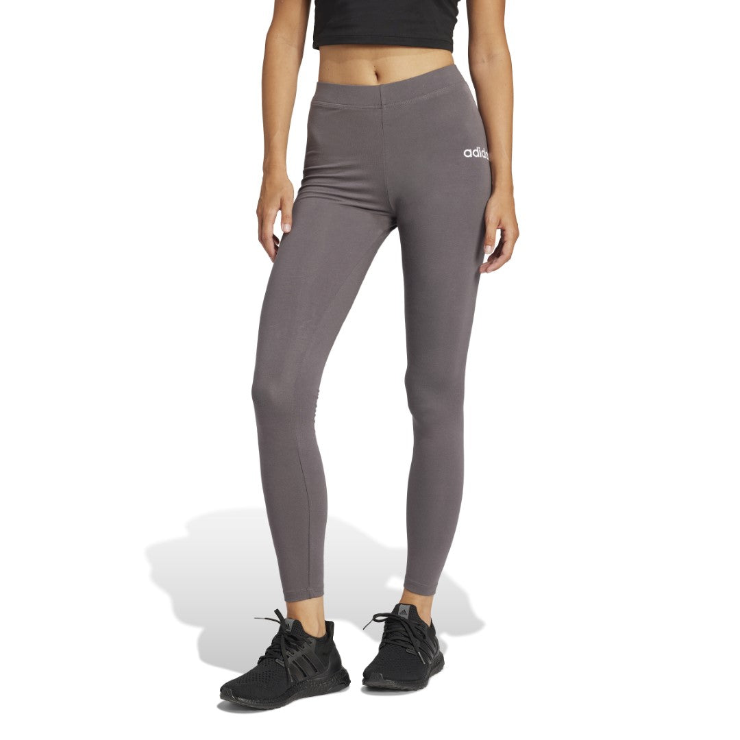 ليجنز إسينشالز لينير