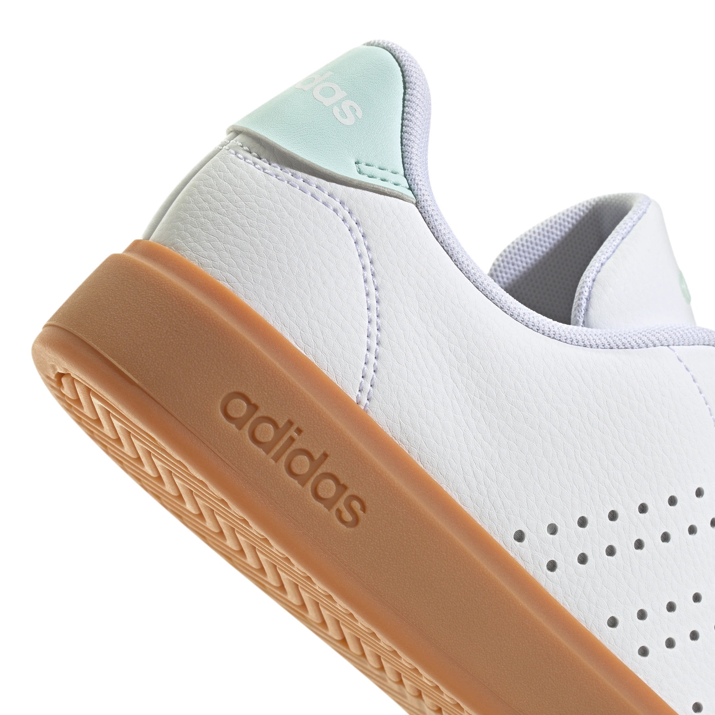 حذاء للاستخدام اليومي أدفانتج 2.0