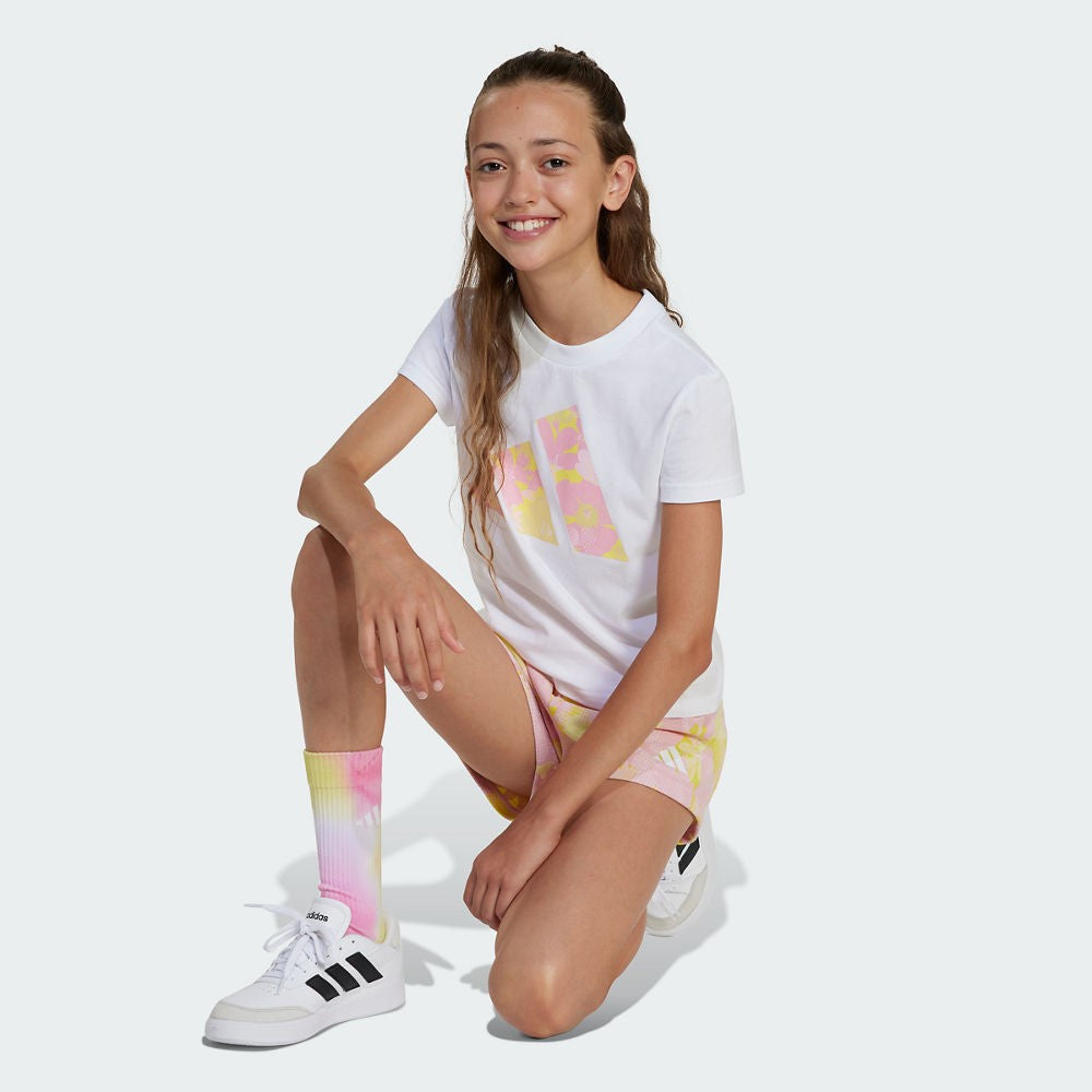 Seasonal Essentials Flower T-shirt