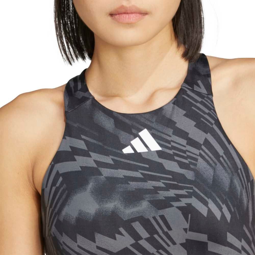 حمالة صدر adidas Techfit متوسطة الدعم ذات الرقبة العالية المطبوعة