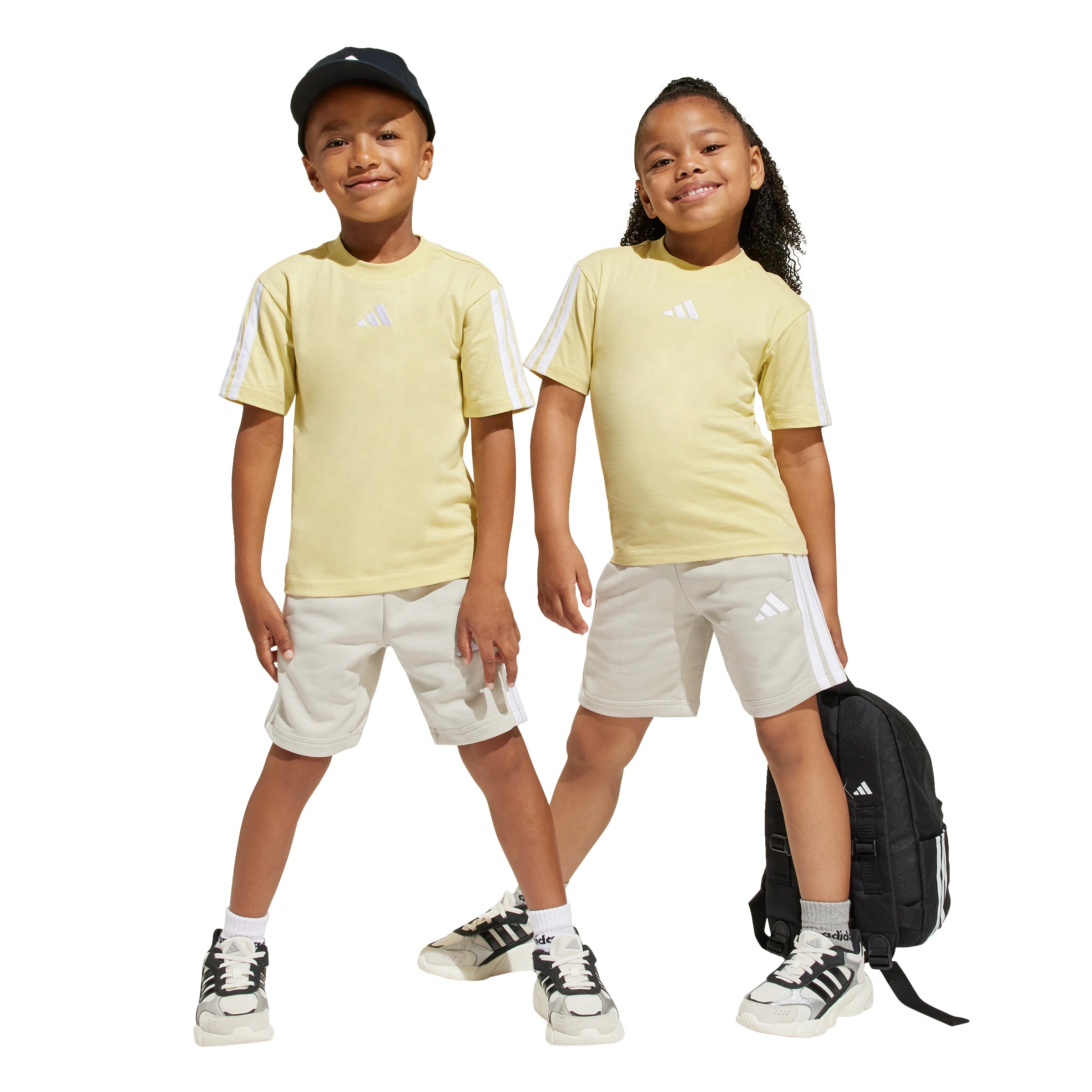 شورت اسينشالز