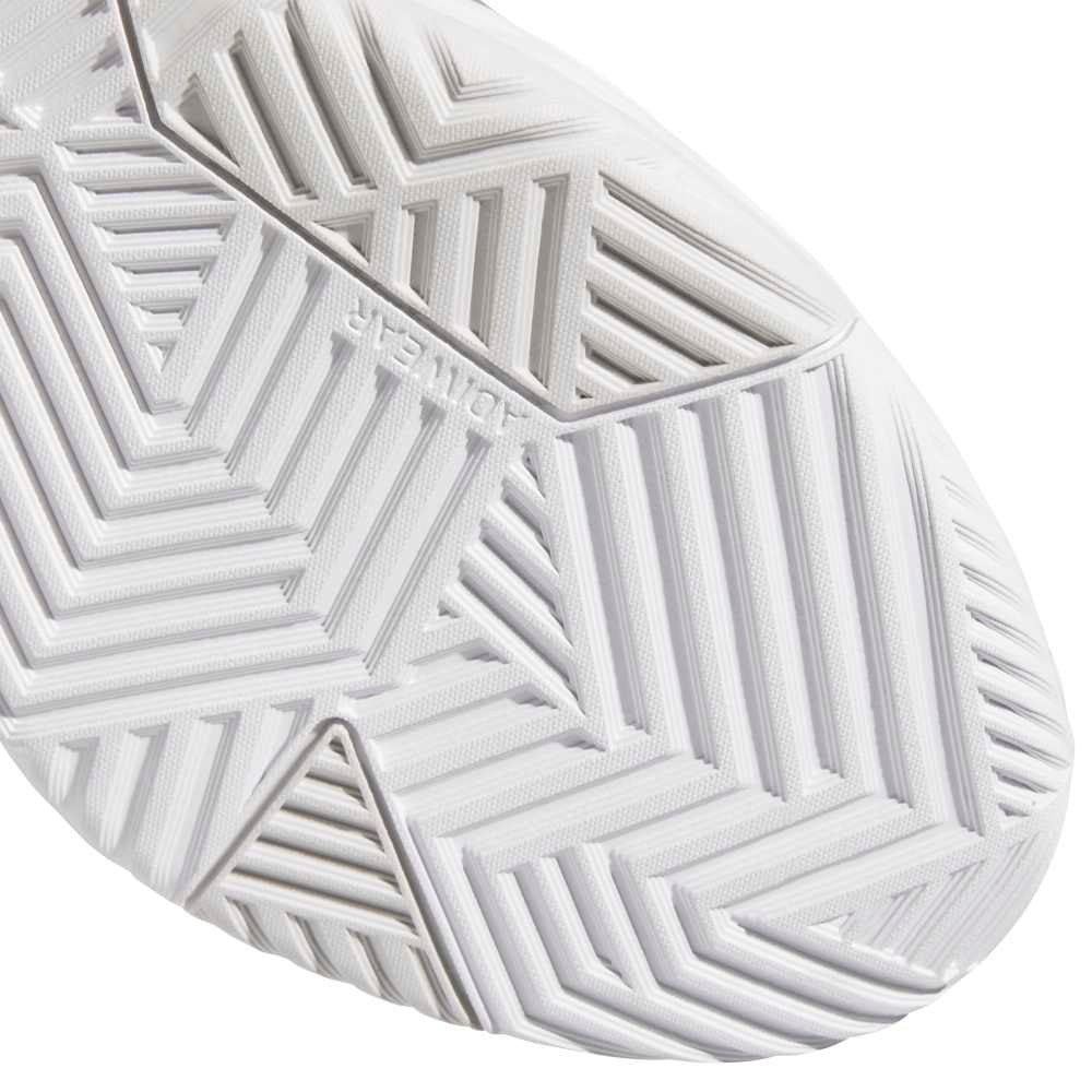 حذاء كرة سلة جيم تشيسر