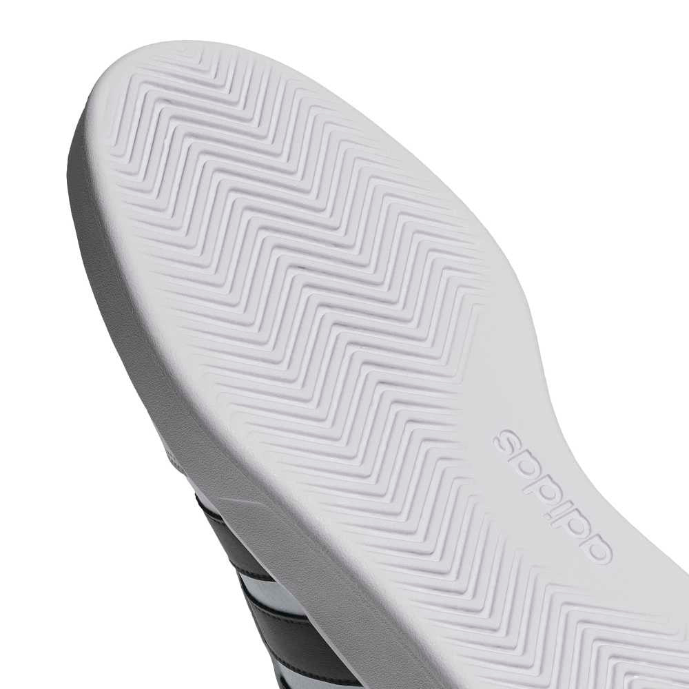 حذاء بريكنيت 3.0