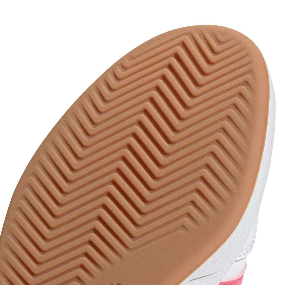 حذاء بريكنيت 3.0
