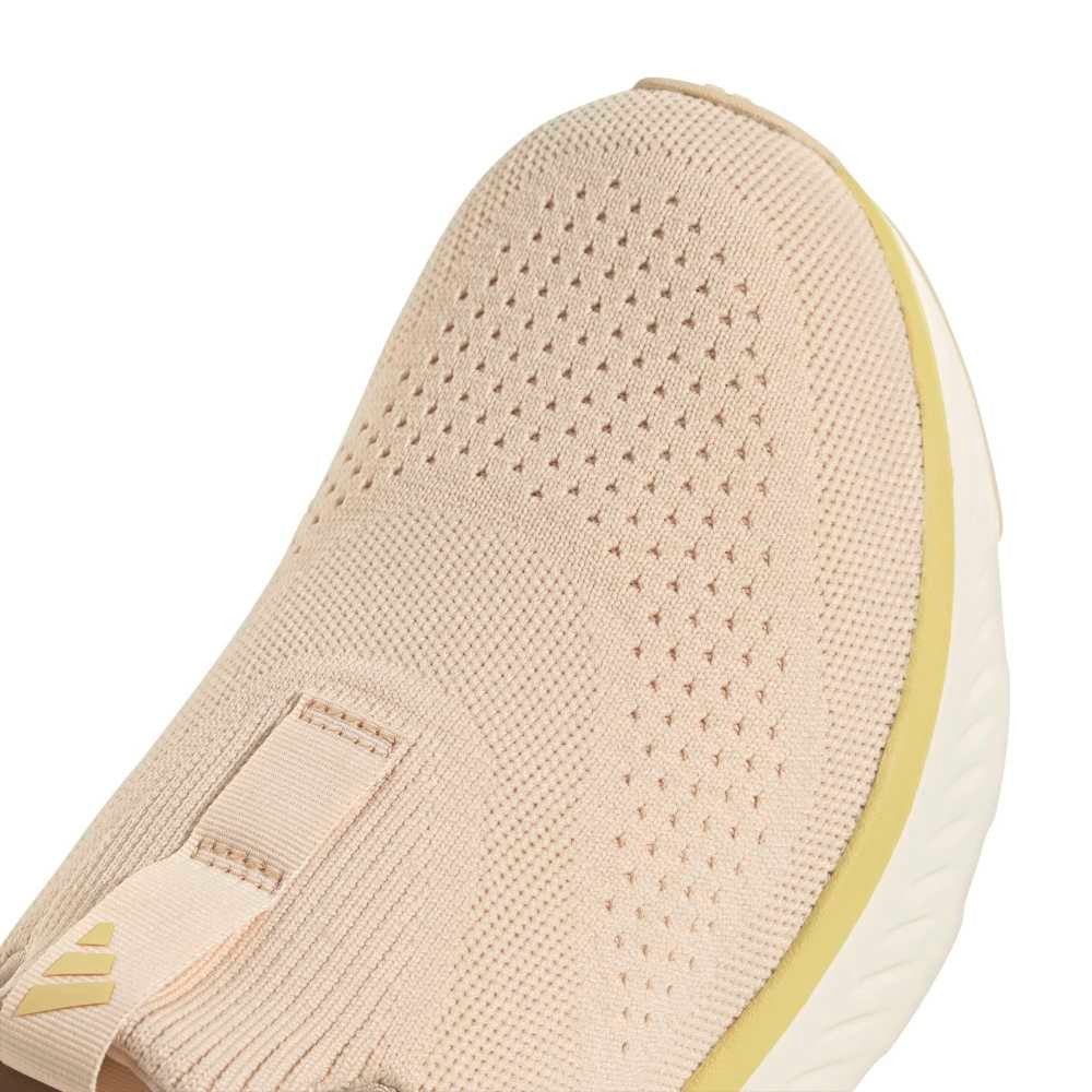 حذاء مشي كلاود فوم جو