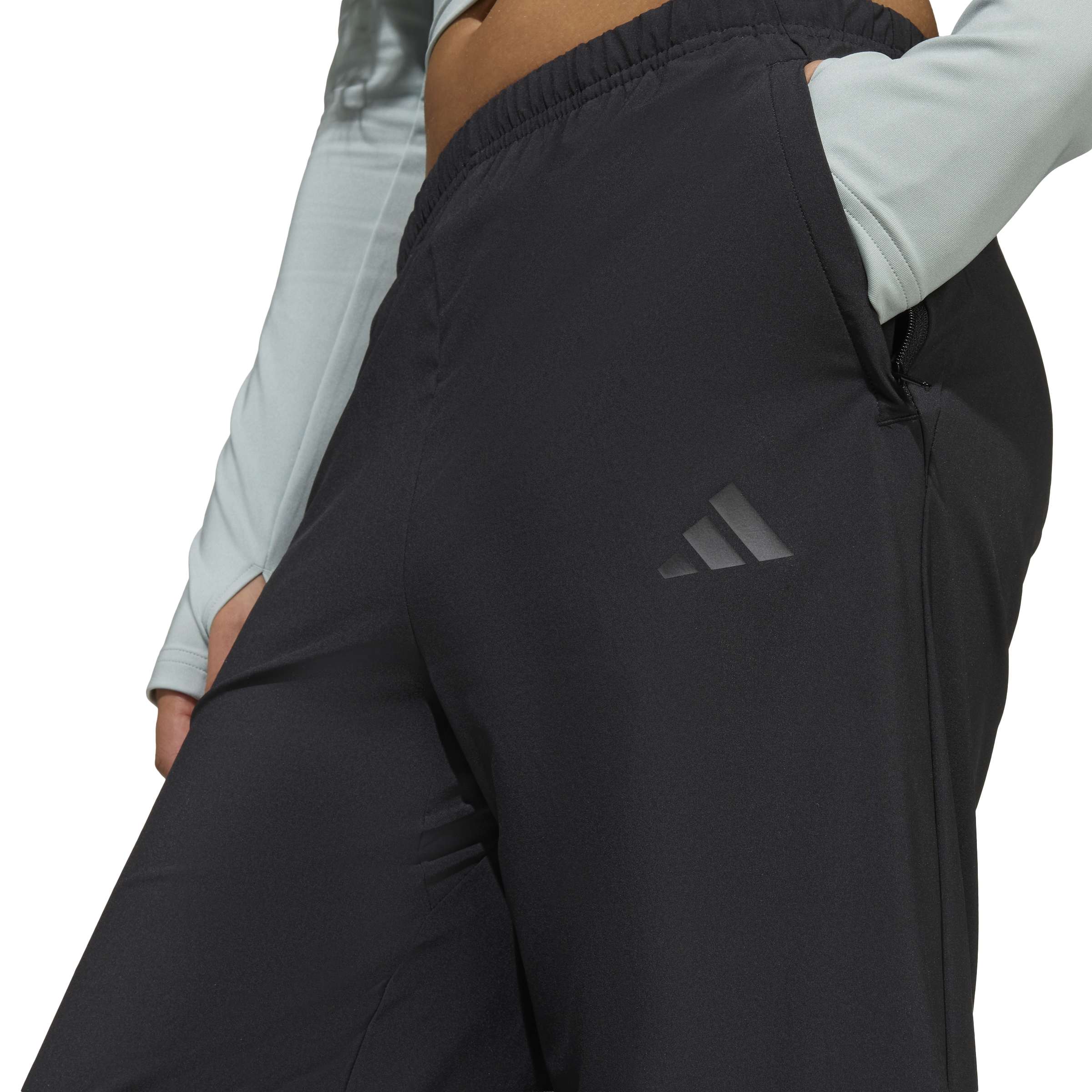 Future Icons Wide Stretch Woven Joggers