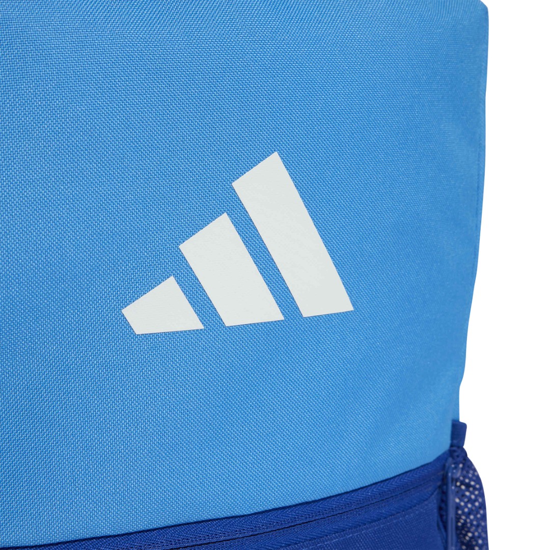 شنطة ظهر موسمية اسينشالز كلربلوك