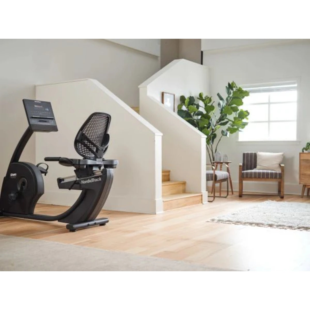 G LE Recumbent Bike