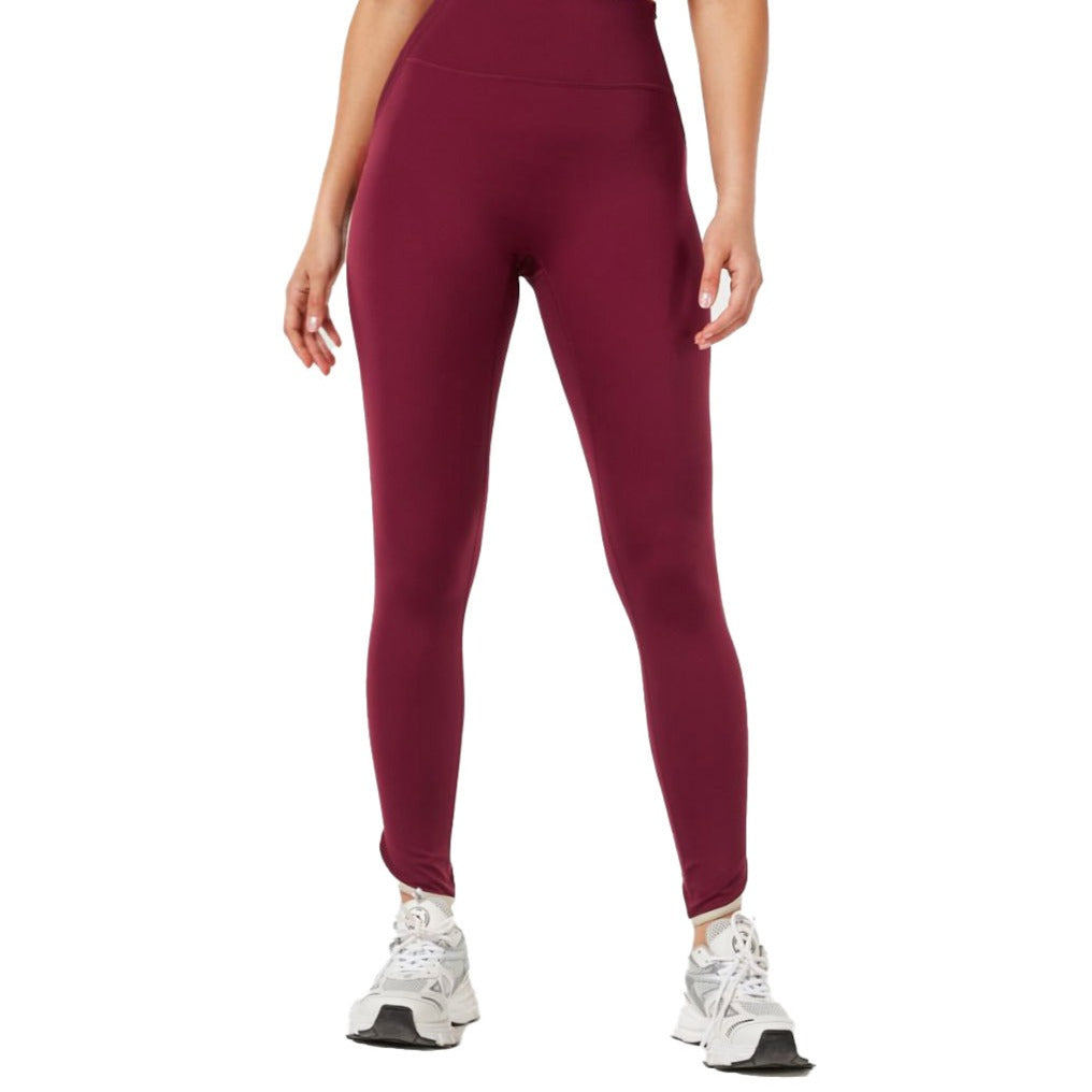 ليجنز ريتروجراد شيك