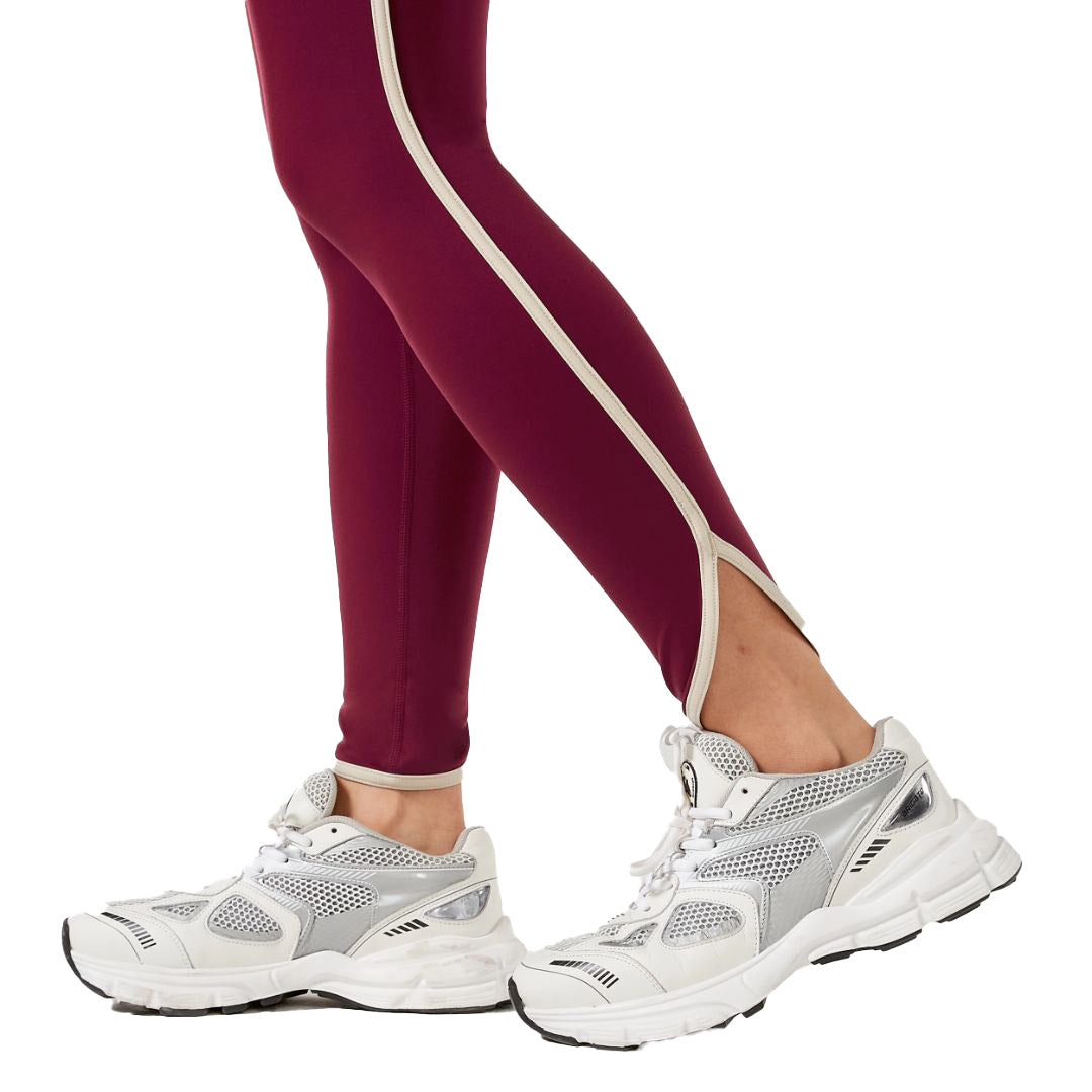 ليجنز ريتروجراد شيك