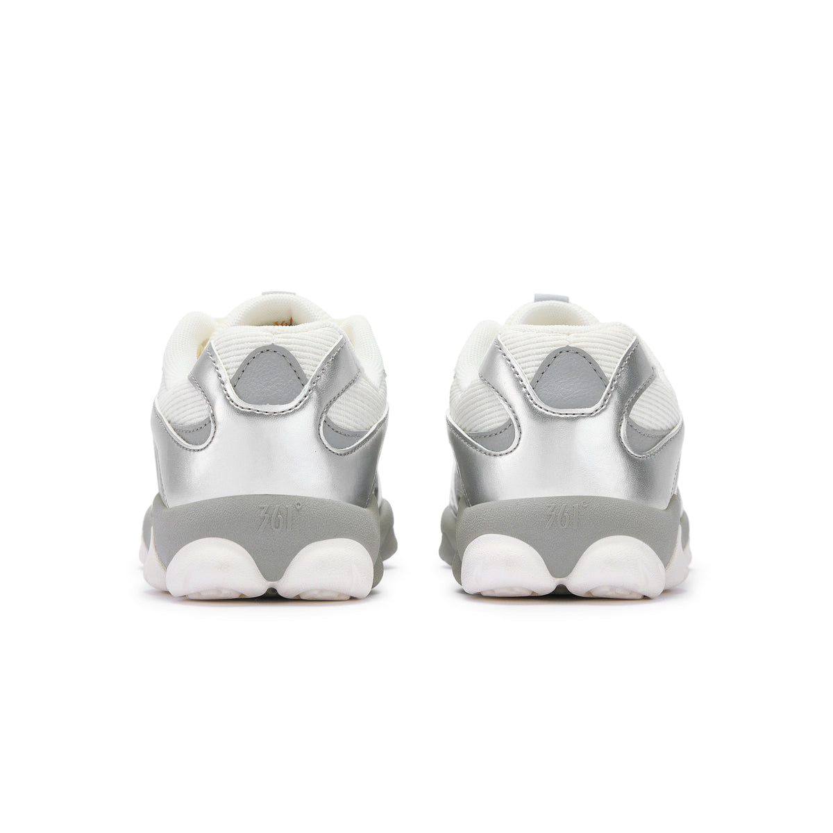 Thin-Sole Squirrel Shoes