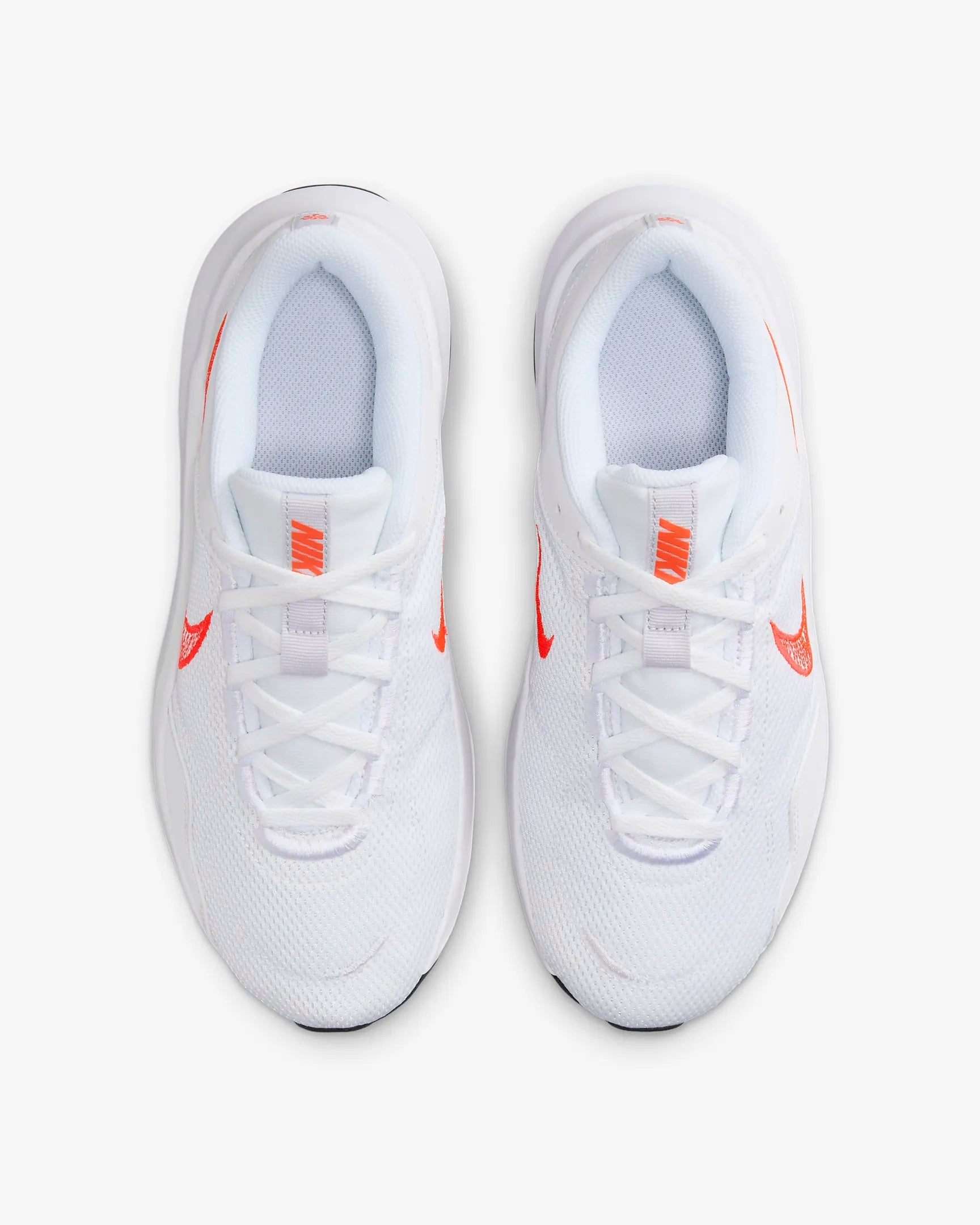 حذاء تدريب إسينشال ليجند 3 نيكست ناتشر