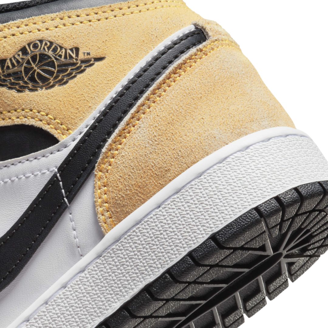 Air Jordan 1 Mid Se Bg