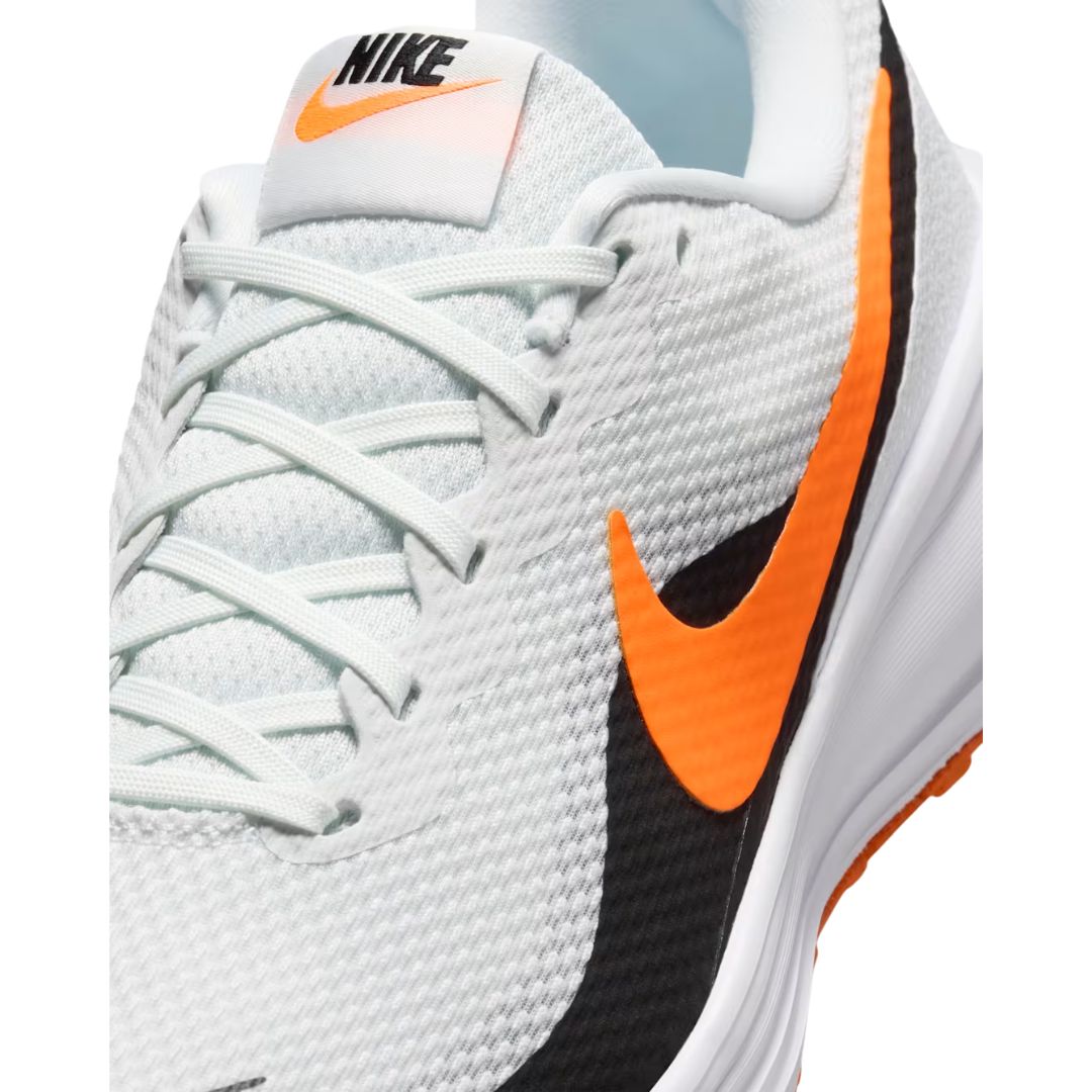Revolution 8 Road Shoes