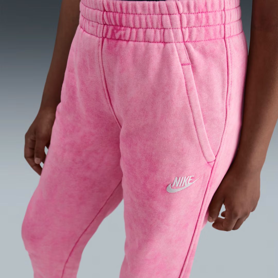 Sportswear Club Fleece Washed Jogger Pants
