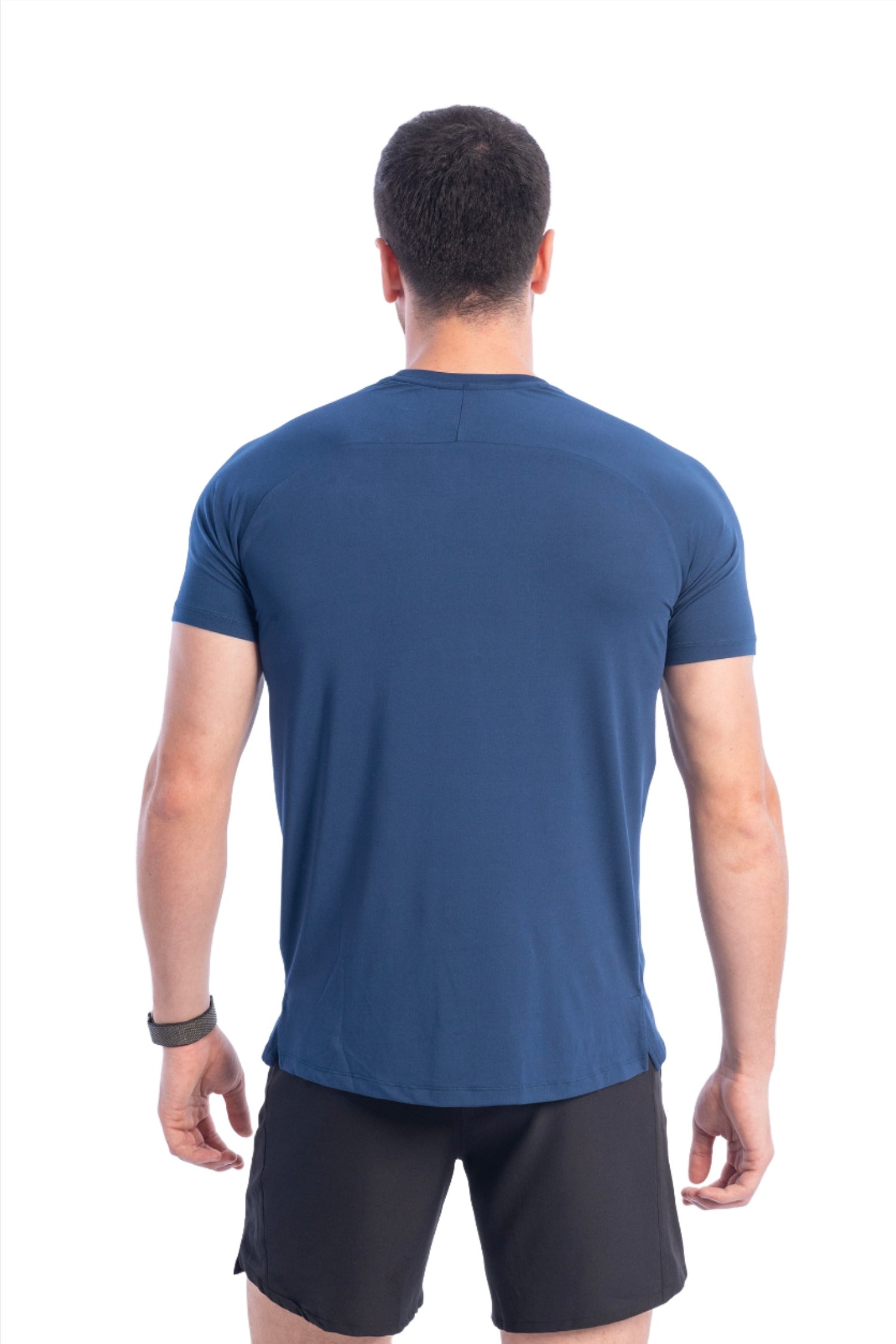 تيشيرت تدريب إسينشال