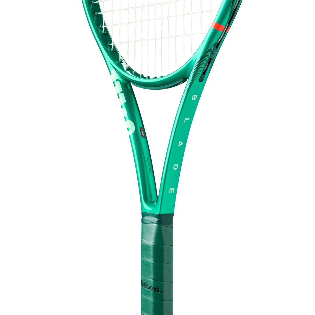 Blade 100 V10 Tennis Racket