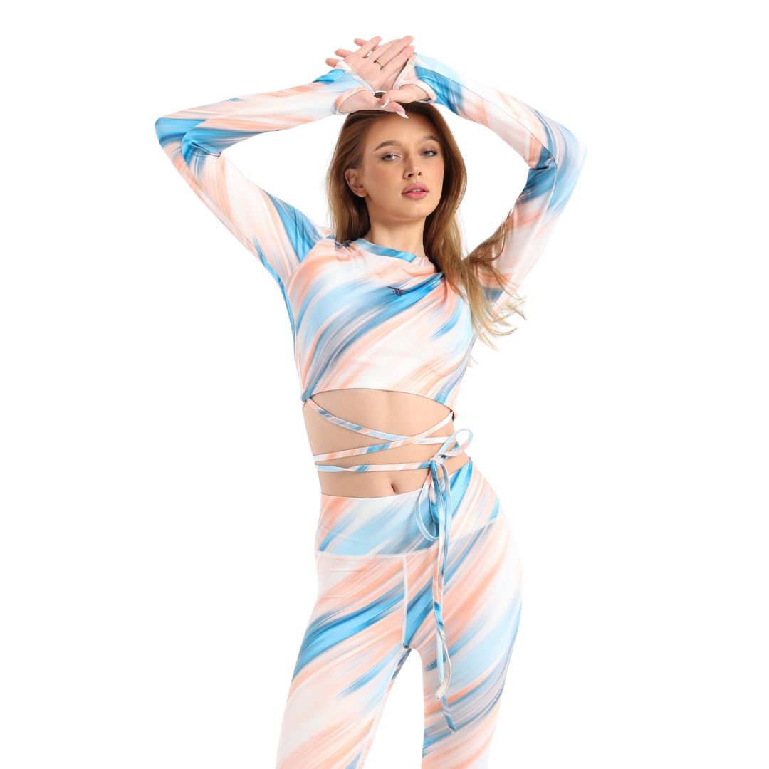 تيشيرت طويل الأكمام بطبعة