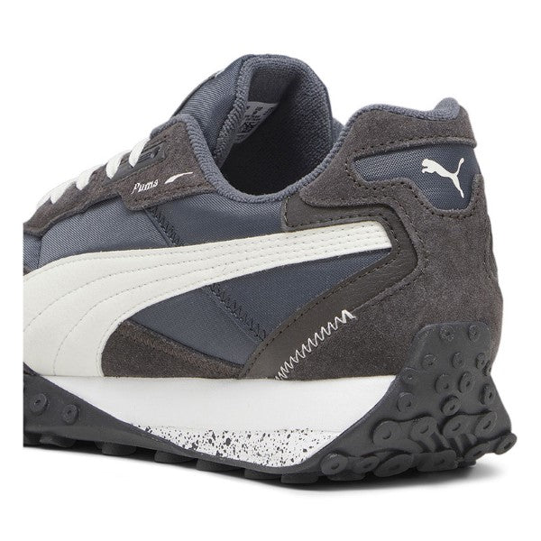 حذاء للاستخدام اليومي بلاكتوب رايدر