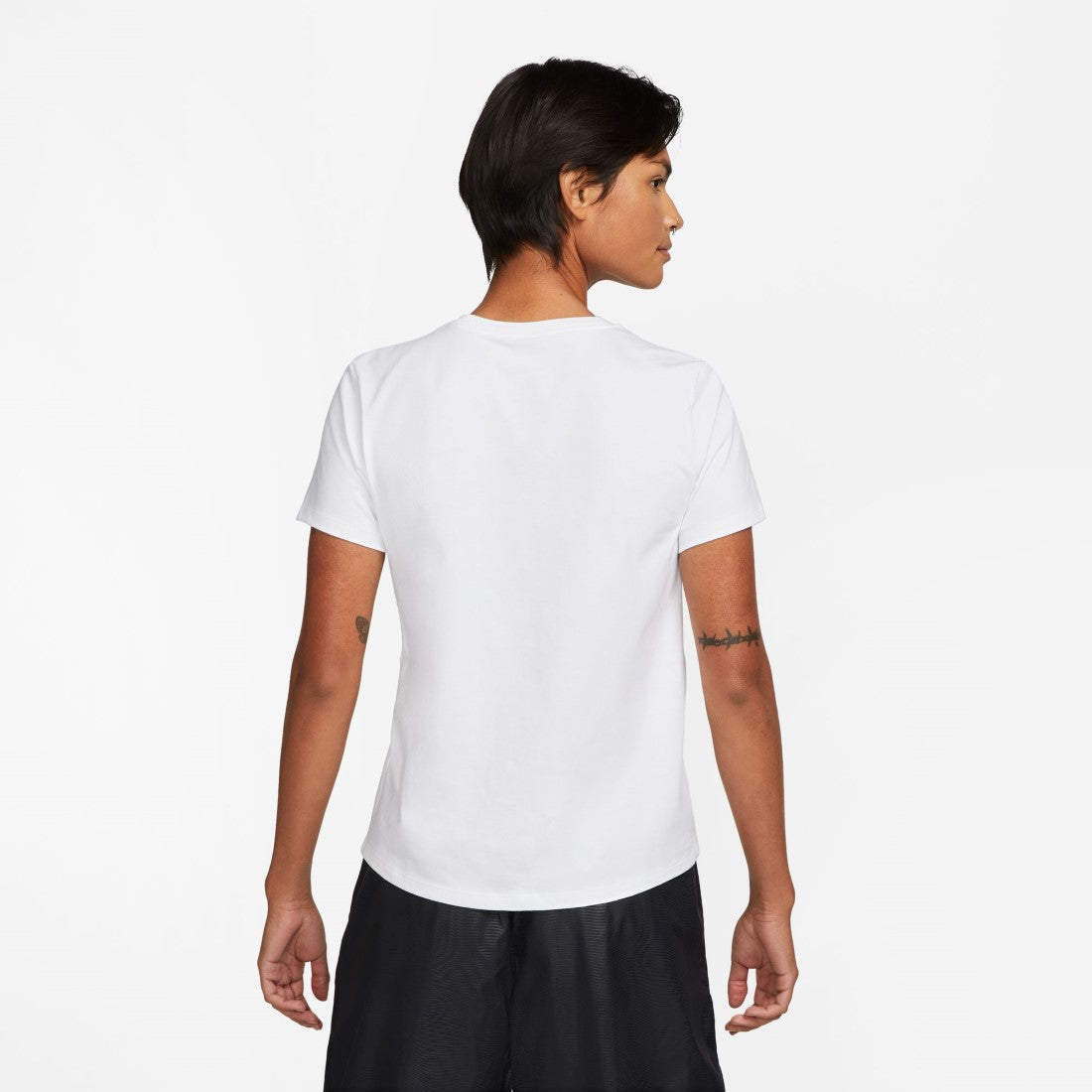 Sportswear Essentials T-shirt