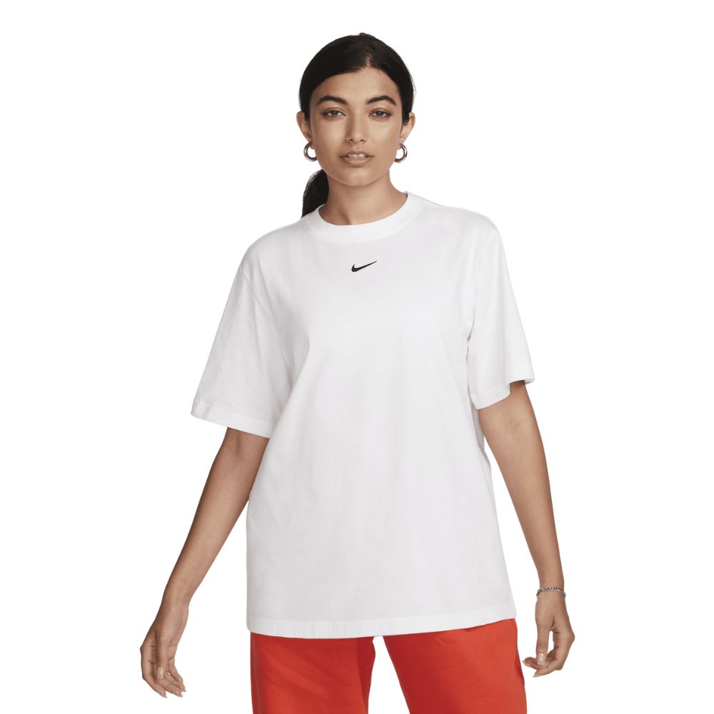 Sportswear Essential T-shirt