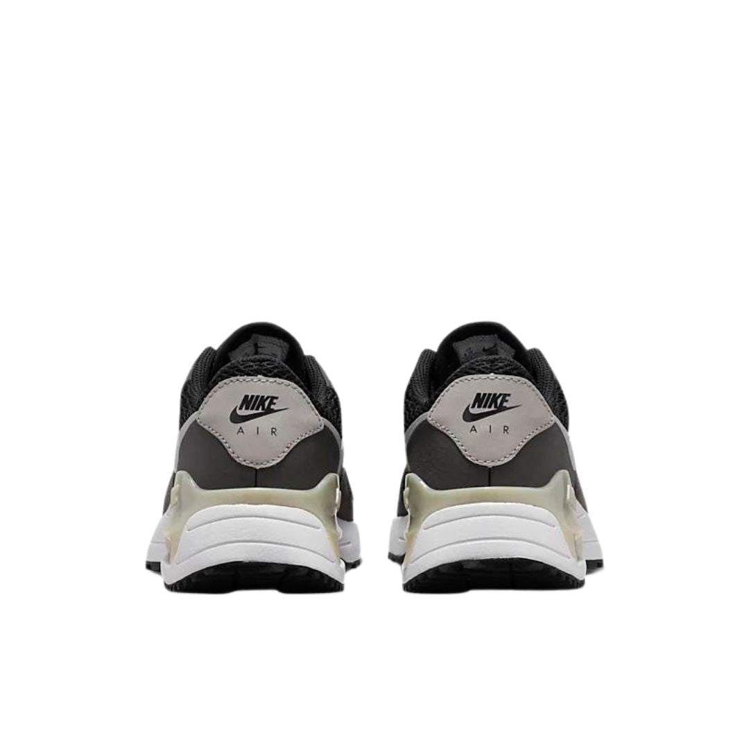 حذاء للاستخدام اليومي اير ماكس سيستم