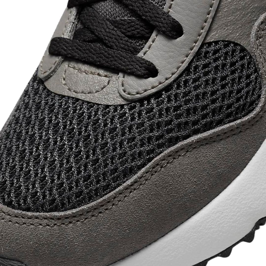 حذاء للاستخدام اليومي اير ماكس سيستم