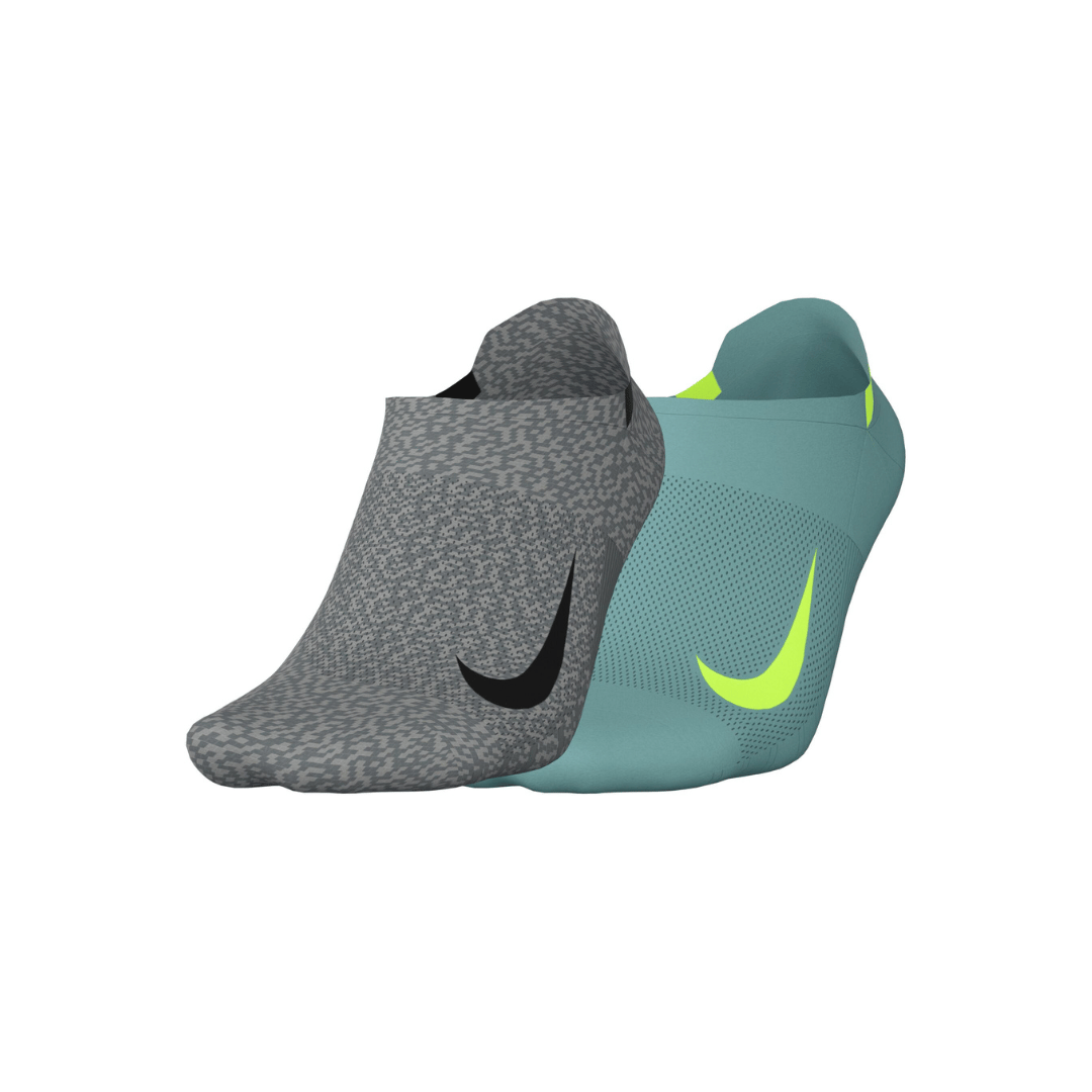 Nike flyknit no 2024 socks